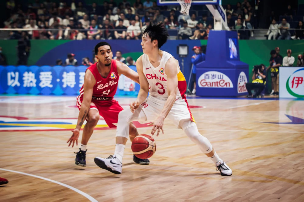 FIBA三篮世界杯：中国男队战胜加拿大队收获第二场胜利的简单介绍